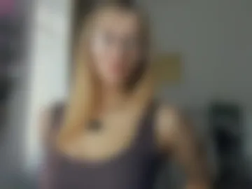 glossybabe_ photo 2