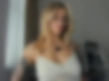 glossybabe_ photo 2