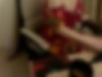 gold_womanx9 photo 6