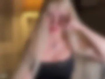 golden_alinee webcam preview
