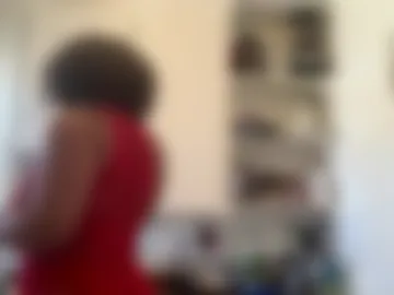 goldenpuss95 photo 4