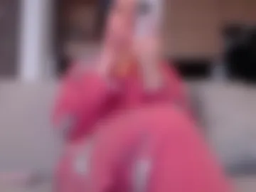 guccipussy1 photo 8