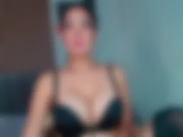 hailey_peach2 photo 2