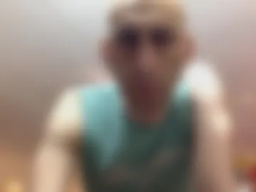 handsomealfie live webcam preview