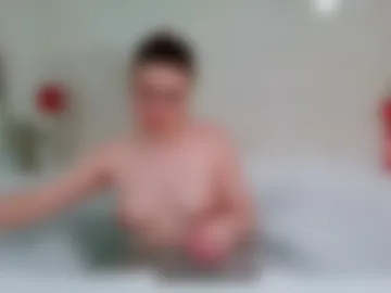 hannahheartt photo 3