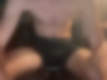 hannahsholes182 live webcam preview