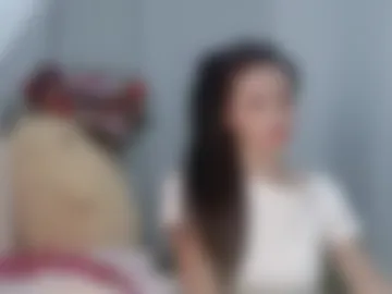 happyflower802318 webcam preview