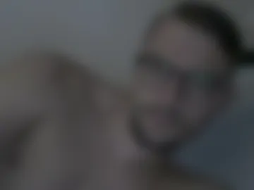 hardboylovemilfmoom live webcam preview