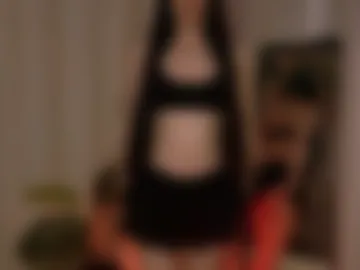 hazelhayess photo 5