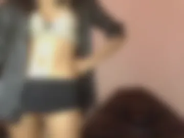 hazelperry1 photo 3