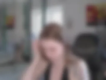 helenundersin webcam preview