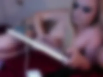 hellrazorbabexxx webcam preview