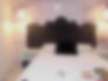 hillary_bigbutt photo 4