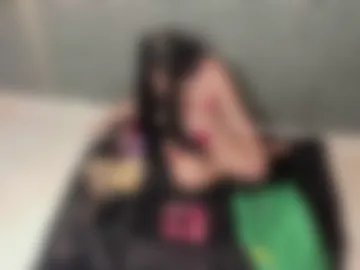 hillary_bigbutt photo 9