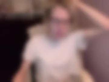 holly_bourbon photo 8