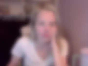 holly_bourbon photo 6