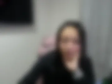 holly_rose69 photo 2