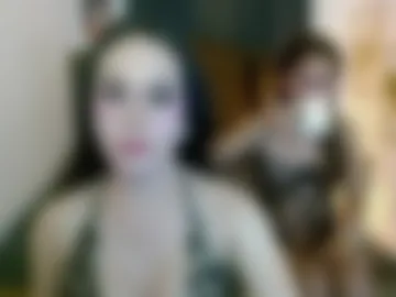 hollyyumiloove photo 8