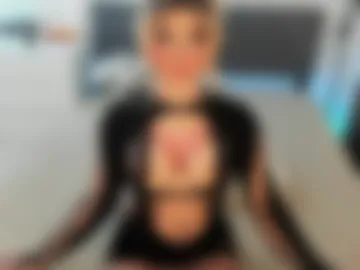 holy_grantqueenx photo 2