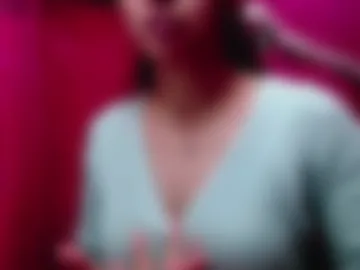 holy_juli2 webcam preview