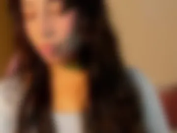 holy_lux22 live webcam preview
