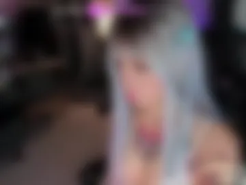 holypurpleee webcam preview