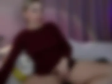 holyyy_fuck webcam preview