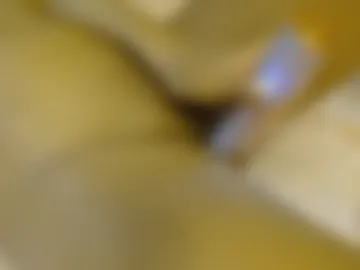 honeygoldenbaddie24 webcam preview