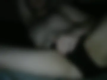 horniihairyboy live webcam preview