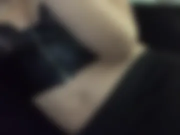 horny_lilj photo 2