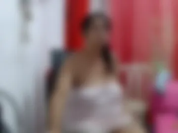 horny_mommy17 webcam preview