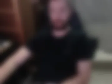 hornyskypguy2 photo 3
