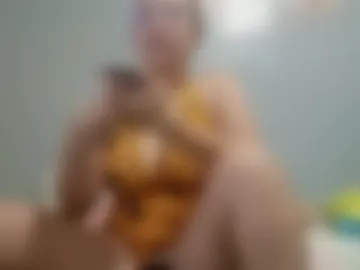 hot_emma1112 webcam preview