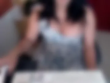 hot_roxanne69 webcam preview