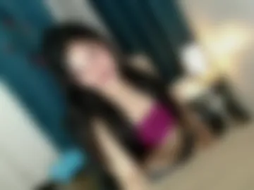 hot_yanna143 live webcam preview