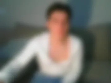 hotblades18 live webcam preview