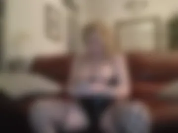 hotblondemilf1962 photo 4