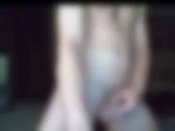 hotguitarplayernaked live webcam preview