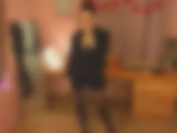 hotlaracroft photo 6