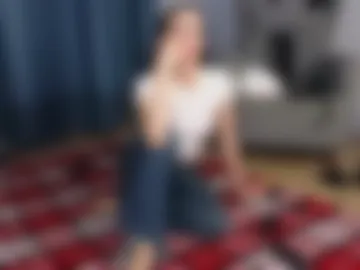 hotlaracroft photo 2