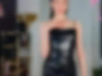 hotlaracroft photo 2