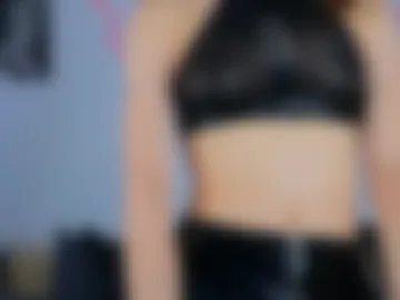 hotlaracroft photo 4