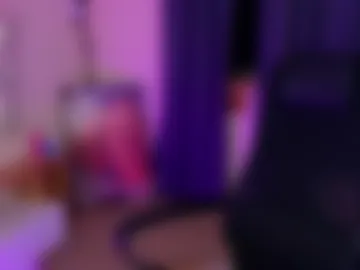 hotlaracroft webcam preview