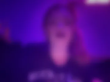 hotmommy1551 live webcam preview