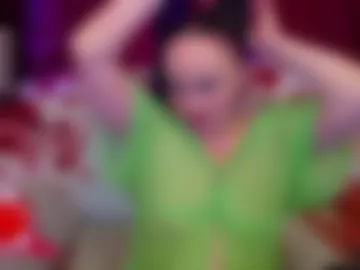 hotzlata photo 8