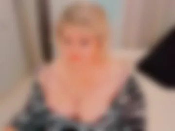 huge_booobs photo 3