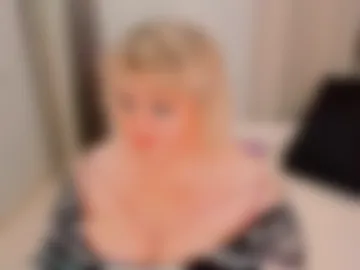 huge_booobs photo 2