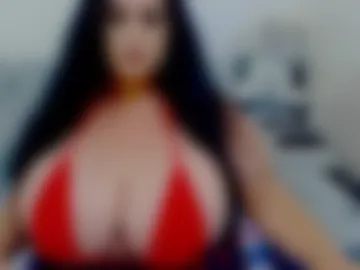 hugeboobsella webcam preview