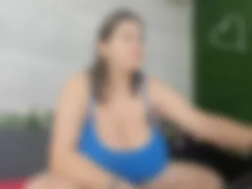 hugeboobserin photo 5