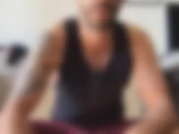 hugecumbator live webcam preview